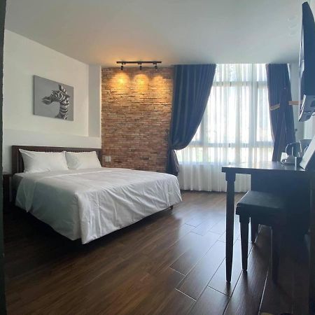 Highlight House Hotell Pleiku Exteriör bild