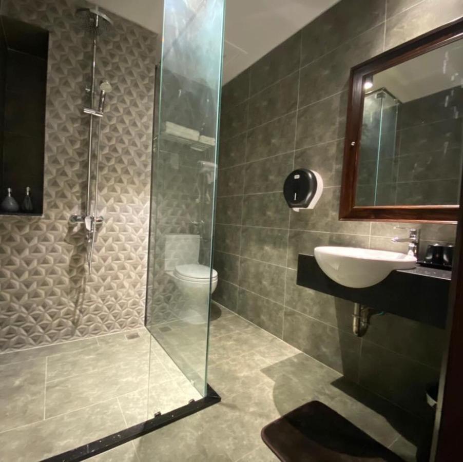 Highlight House Hotell Pleiku Exteriör bild